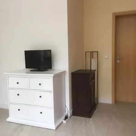 Freundliches Bei Boeblingen Апартаменты Altdorf (Boblingen)